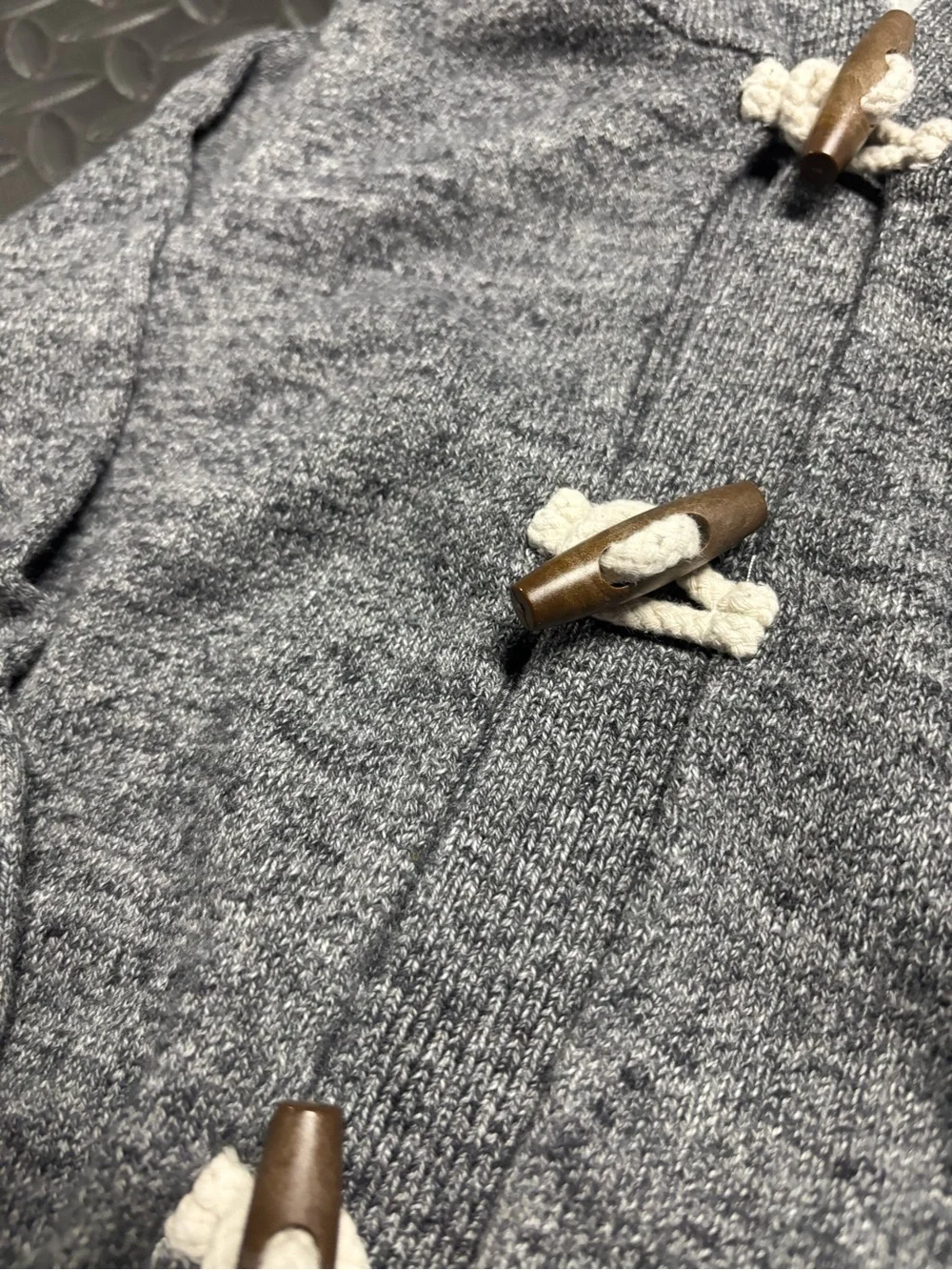 Baby Gap Hooded Toggle Sweater Jacket 5T Gray Knit Cozy Fall Winter